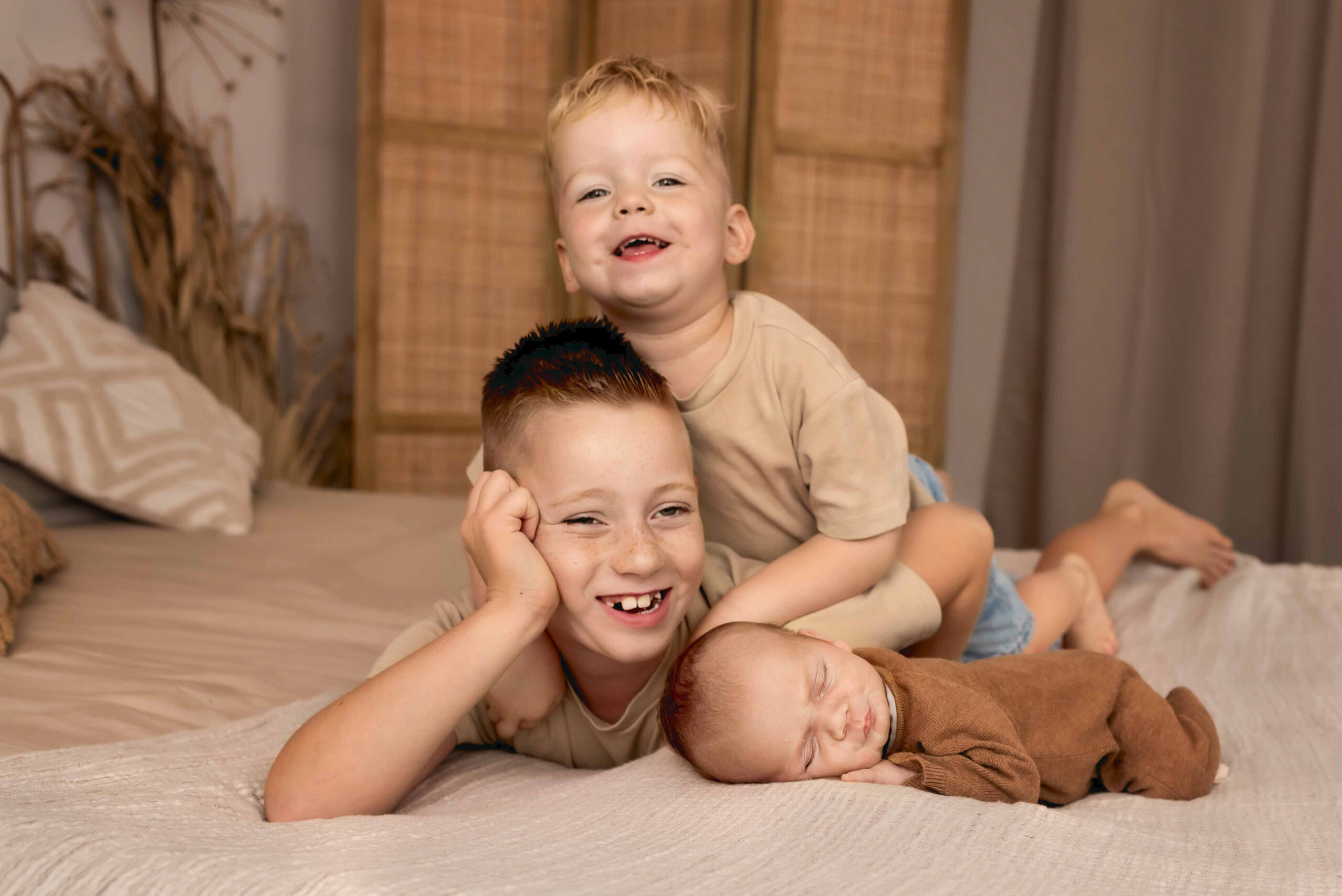 Ontspannen newborn shoot van jullie pasgeboren baby
